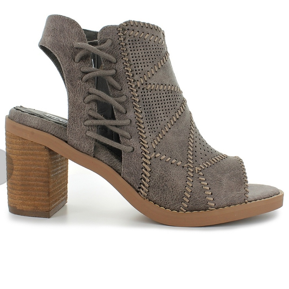 Not Rated Tracy open toe, open heel shoe